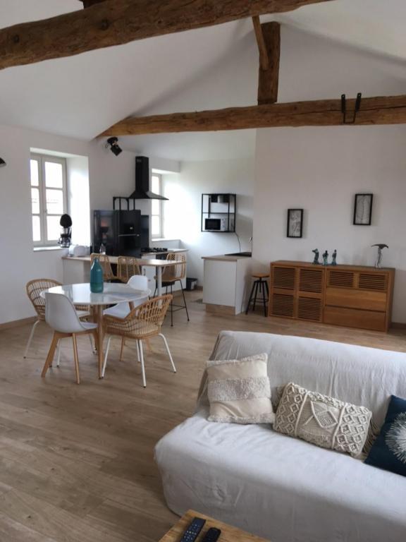 Apartment La Providence, Surplombant La Montbrison